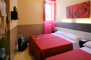 Camera Tripla - Hotel Properzio - Assisi - Immagine 5